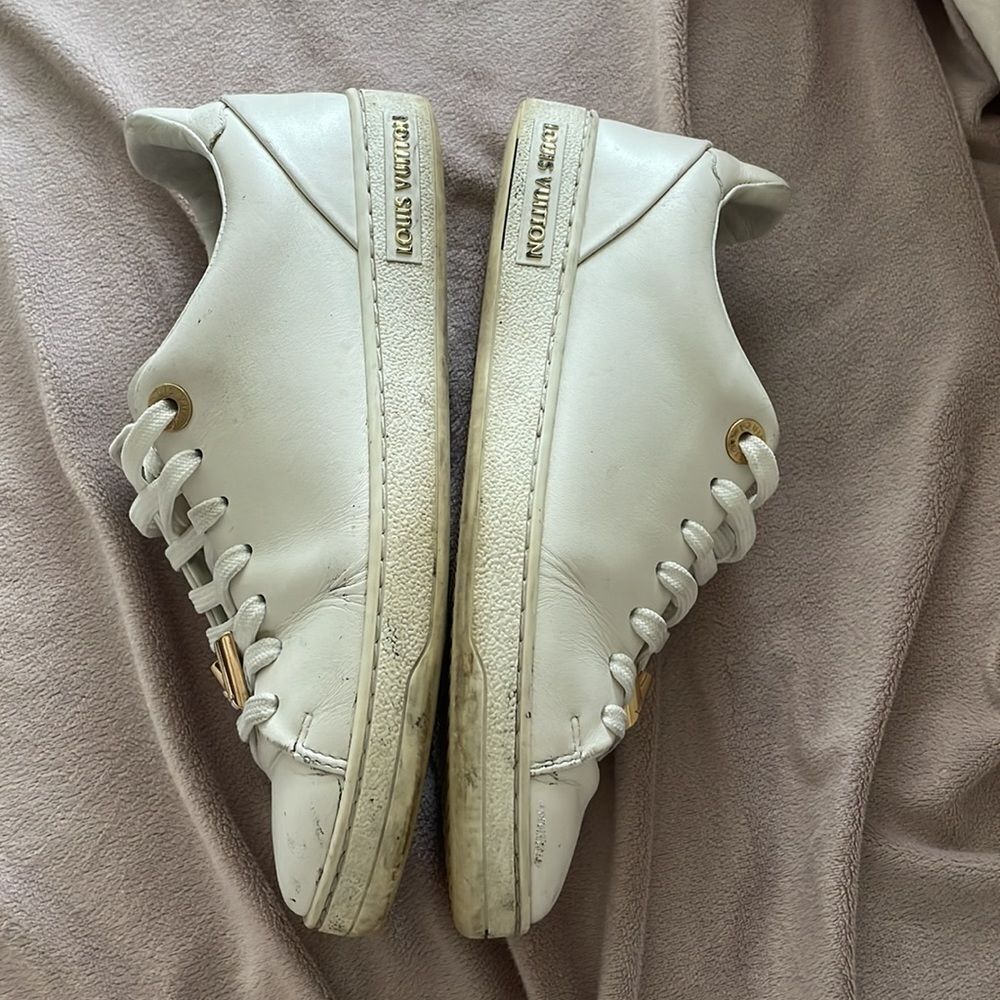 LOUIS VUITTON | Front Row Leather Sneakers - Picture 7 of 16